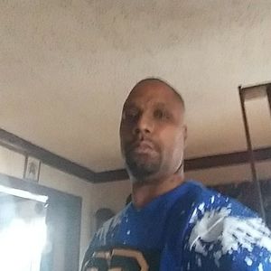 Meet your Posher, Raymond